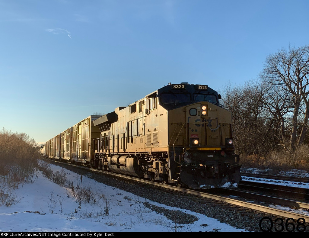 CSX 3323 on Q368